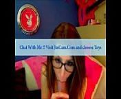 girl wear glass in webcam chat room from xxx glas