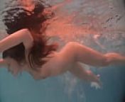 Babes swim and get naked underwater from hindi sexy film nadan titliyan
