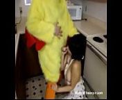 Hombre pollo folla a ama de casa from galinha