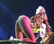 miley cyrus perfect ass show from africa stage naked singer