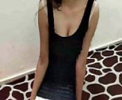 Desi Indian girl ko chocolate dekar first time step brother ne choda with Hindi audio from india ko page cougar
