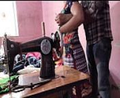 देसी भाभी को सिलाई करते समय अंकल ने चोदा from telgu filmiactor image