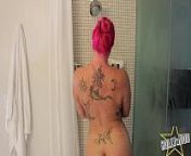 Spying on curvy milf showering from hollywood 18 erotic sexaunty