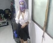 Real Hot Arab MILF In School Outfit Masturbates And Squirts To Orgasm In Niqab While Husband Away from sex arabc