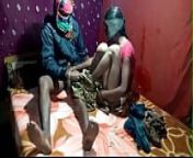 नई पड़ोसन की उसके पति की गैर मौजूदगी मेंजमकर चूत मारी from husband wife basor raat xx video