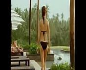 Anushka Sharma in bikini from anushka sharma bikini nboobs show scene