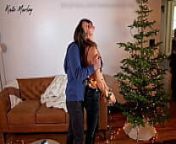 Tangled in Christmas Lights: Best Holiday Ever - Kate Marley from Мачеха захотела секса увидев вставший член пасынка Её мокрый оргазм это нечто