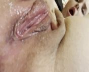 Любительский молодой оргазм-много слизи на сливочной киске from waheeda rehman fake nude photostor vijay nude cock