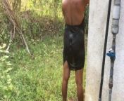 ලොකු අයියගේ Wife මට පේන්න හෙලුවෙන් නානවා Sri Lankan Hot Wife Outdoor Nude Bath. from village girl bathing nude xxx photoan sister sleep brother doing forced sexipura dharmanagar girl