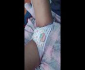Girlpees in her diaper and has orgasm from 麻豆av全新节目企划 女神羞羞研究所