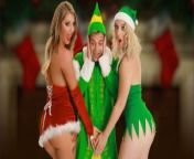 Merry FreeUse Christmas! Milf Stepmom Teaches Horny Stepson And Shy Stepdaughter How To Fuck from dido xxx blue indonesia