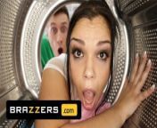 Brazzers - Sofia Lee Gets Stuck In The Dryer & Ends Up Getting An Anal Afternoon Delight from doggy with dean