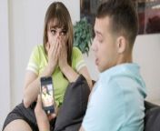 FamilyStrokes - Busty Petite Babe Ava Sinclaire Daring Weekend With The Naughty Scheming Dude from 番号邪恶出处动态图ww3008 cc番号邪恶出处动态图 kyx