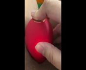 PLAYING WITH MY ROSE VIBRATOR! MADE ME CUM SO FAST! from kiko wu