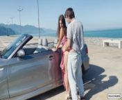 Skinny bitch gave herself to a rich guy on the coast for a cabriolet from jone test xxx